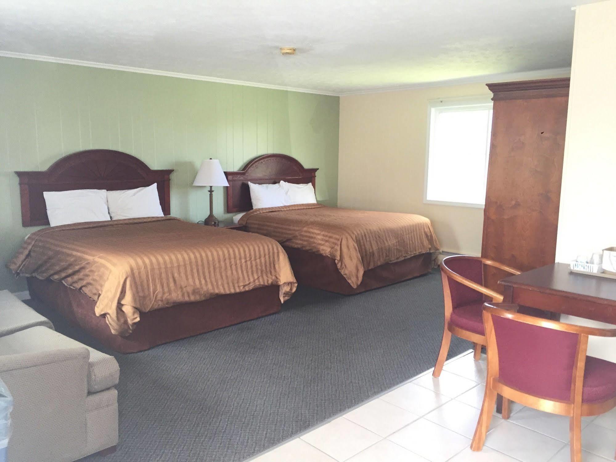 Relax Inn Webster Екстериор снимка